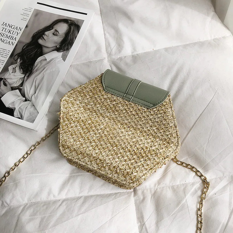 Bolsa Boho Geométrica Palha & Couro – Estilo Natural com Toque Sofisticado