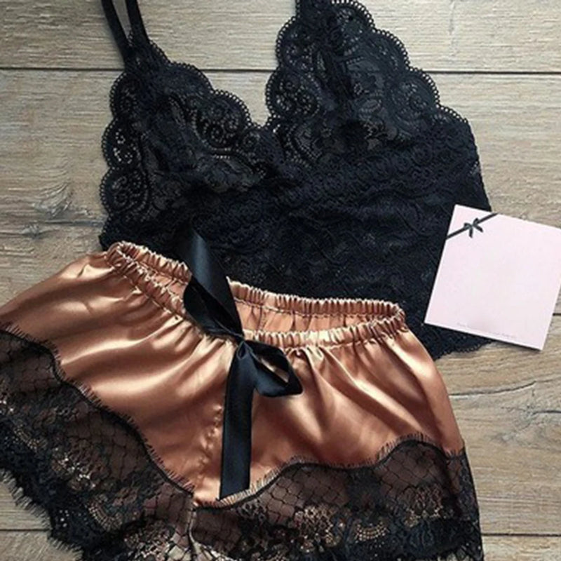 Conjunto Feminino em Poliéster – Top + Short
