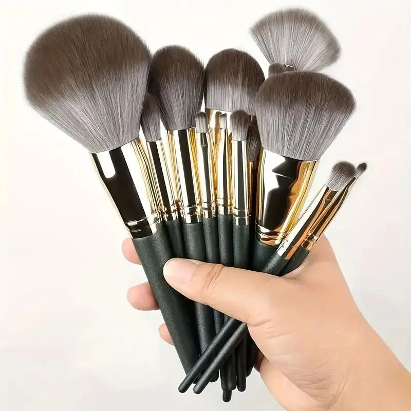 Kit de Pincéis Profissionais para Maquiagem – 13 a 16 Peças