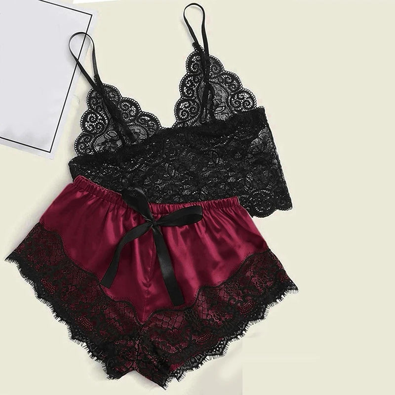 Conjunto Feminino em Poliéster – Top + Short