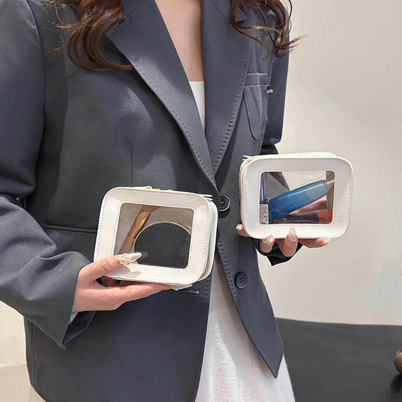 Mini Necessaire Transparente – Compacta, Fofa e à Prova d’Água