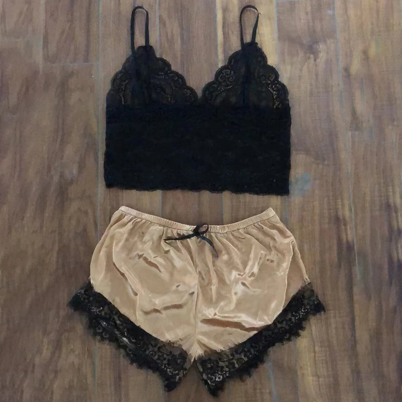 Conjunto Feminino em Poliéster – Top + Short